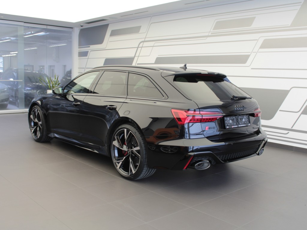 AUDI RS6 AVANT  4.0 TFSI V8 BITURBO QUATTRO - nové auto skladem, super cena 3.549.000,- Kč bez DPH, nákup online, autoibuy